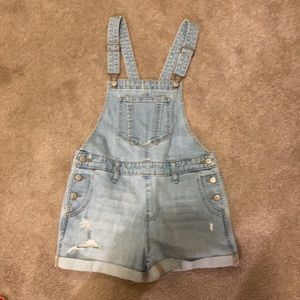 NWOT Old Navy shortalls size xs